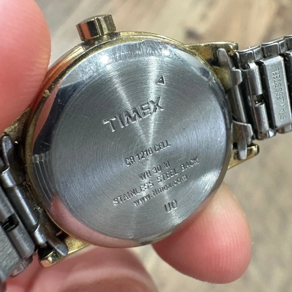 Vintage Y2K Timex Watch Womens OS Two Tone Indiglo Date Expansion Band 90s Retro